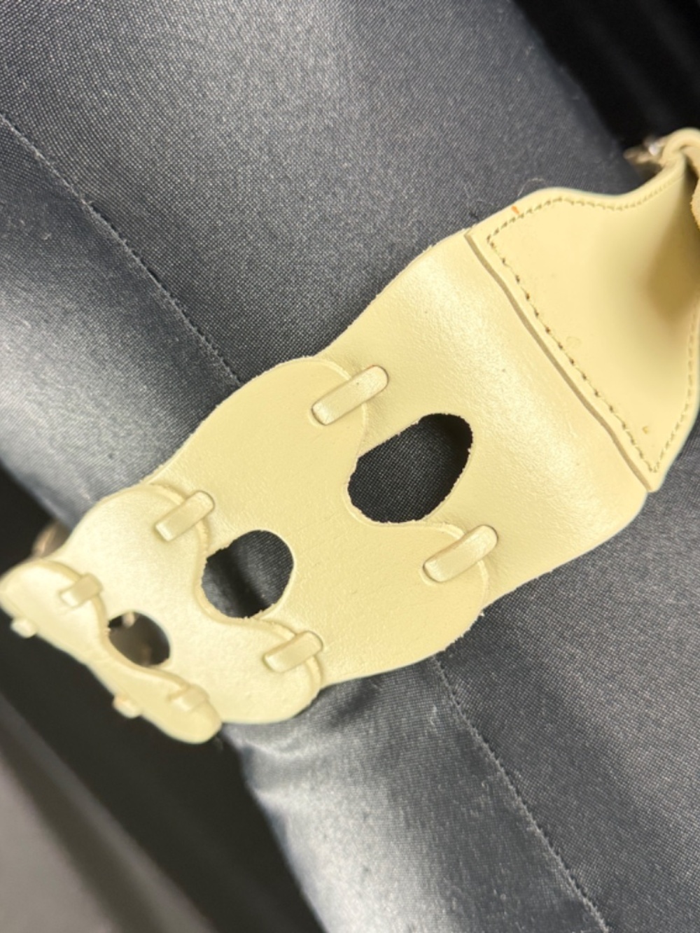 NWOT Linea Pelle 2 in Wide Beige Waist Belt 29-33in Cut Out Laced Leather Corset